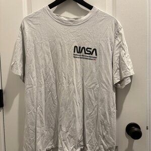 H&M - NASA Shirt